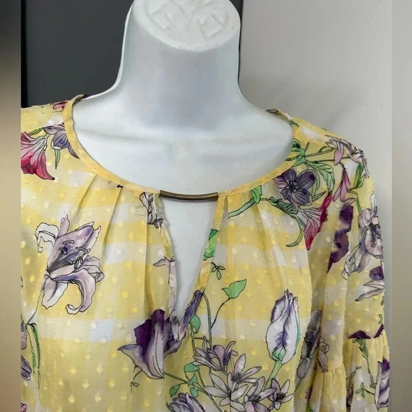 Women’s Small Swiss Dot SHEER Yellow Floral Blouse Keyhole‎ Cottagecore Dainty - Picture 6 of 16